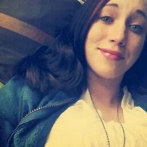 Meet your Posher, Adrienne